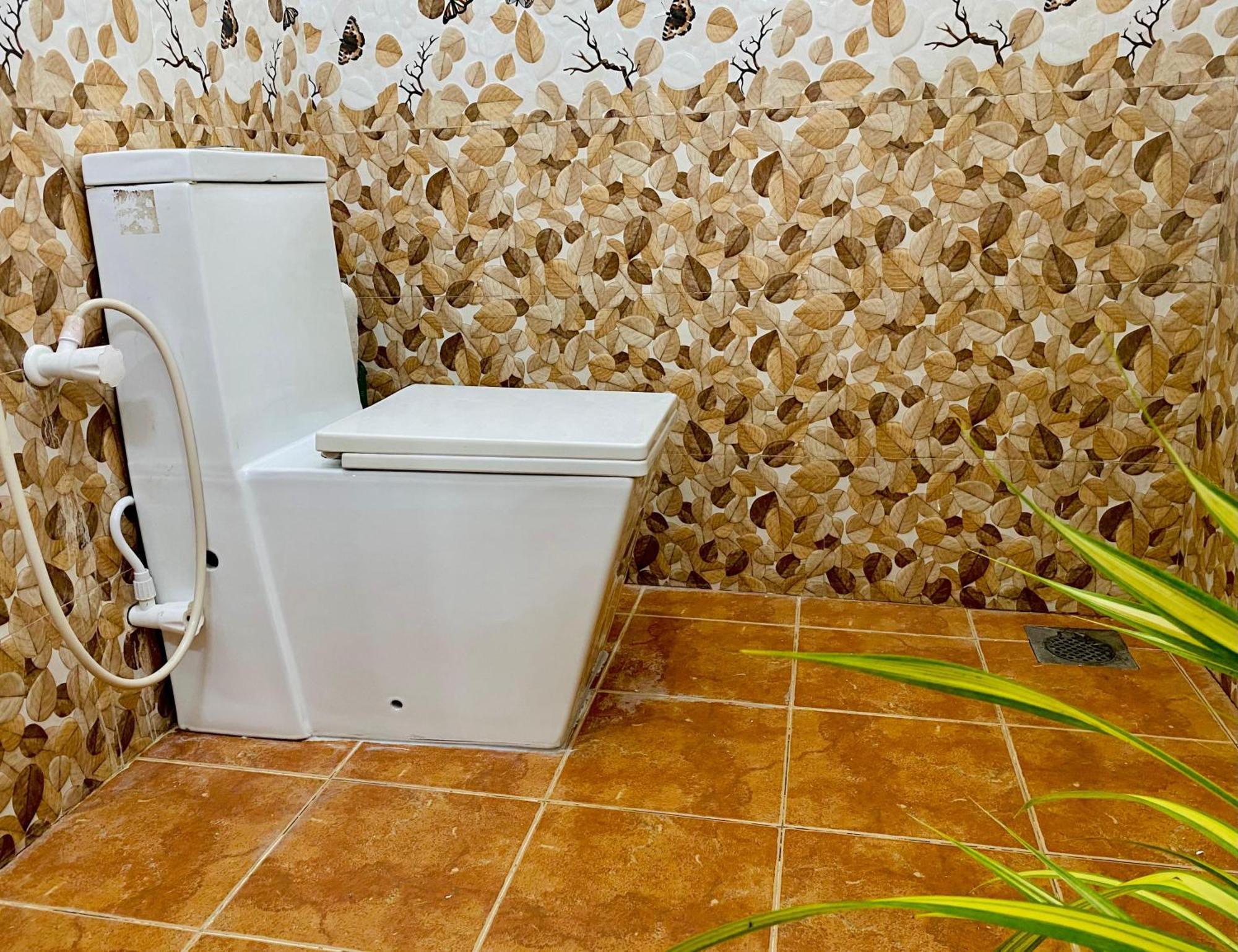 Sasmika Villa Surf And Yoga Hostel Уелигама Екстериор снимка